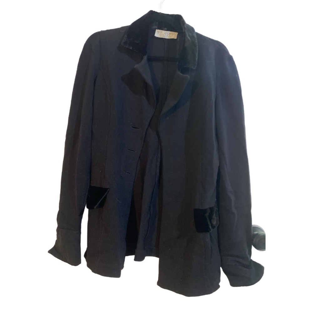 St. John Collection Velvet-Trimmed Black Blazer Size 4